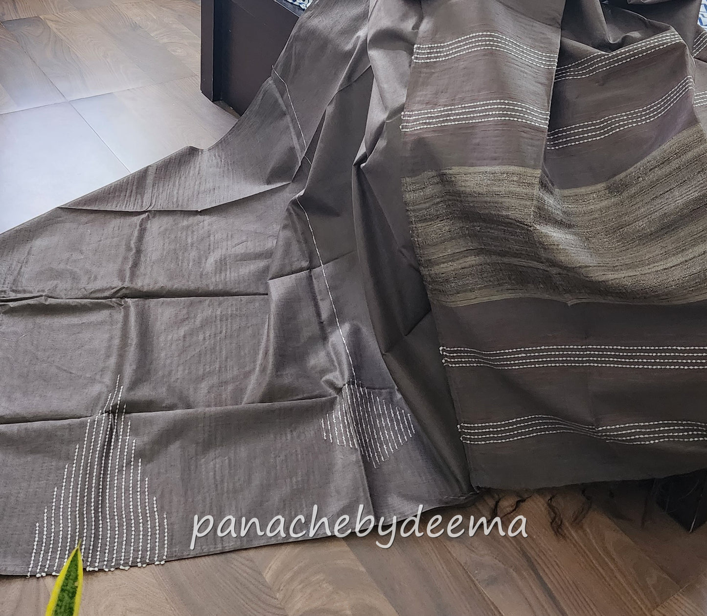 Bamboo butta saree | Brownish grey| BB3