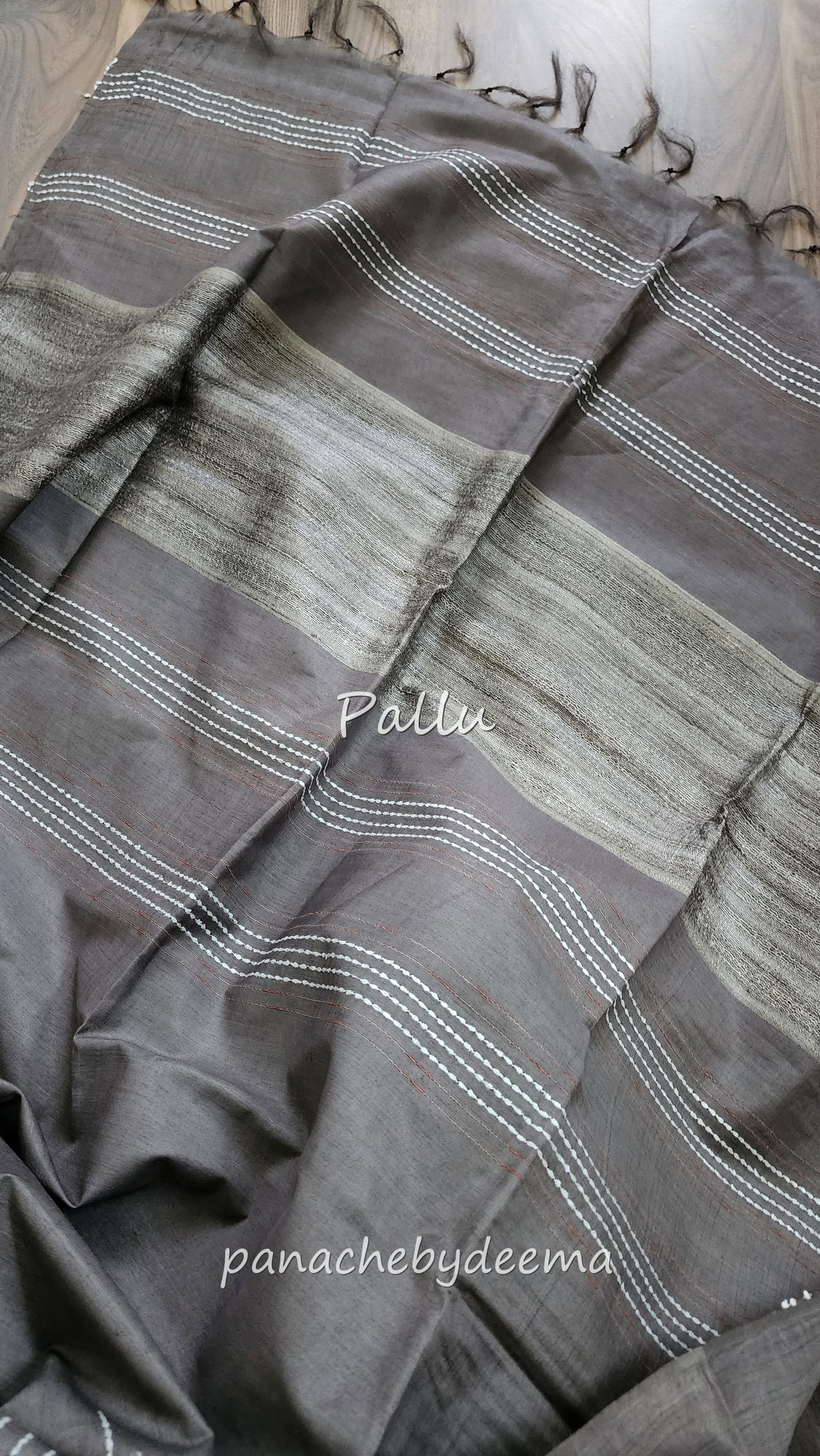 Bamboo butta saree | Brownish grey| BB3