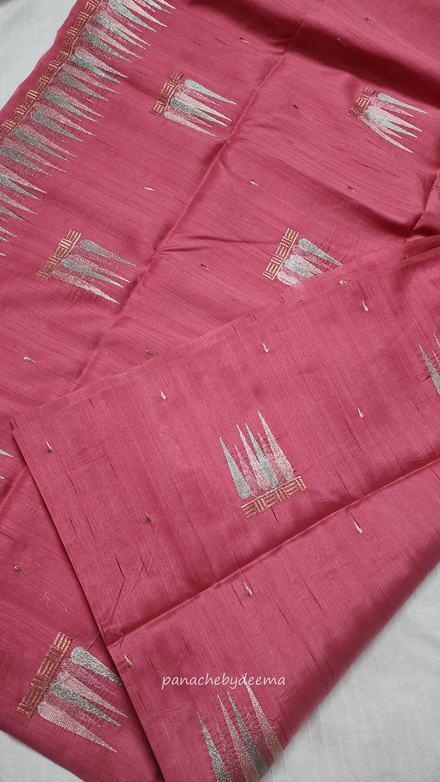 Look festive ready in this premium semi raw silk designer saree with beautiful embroidery | Light pink | P10