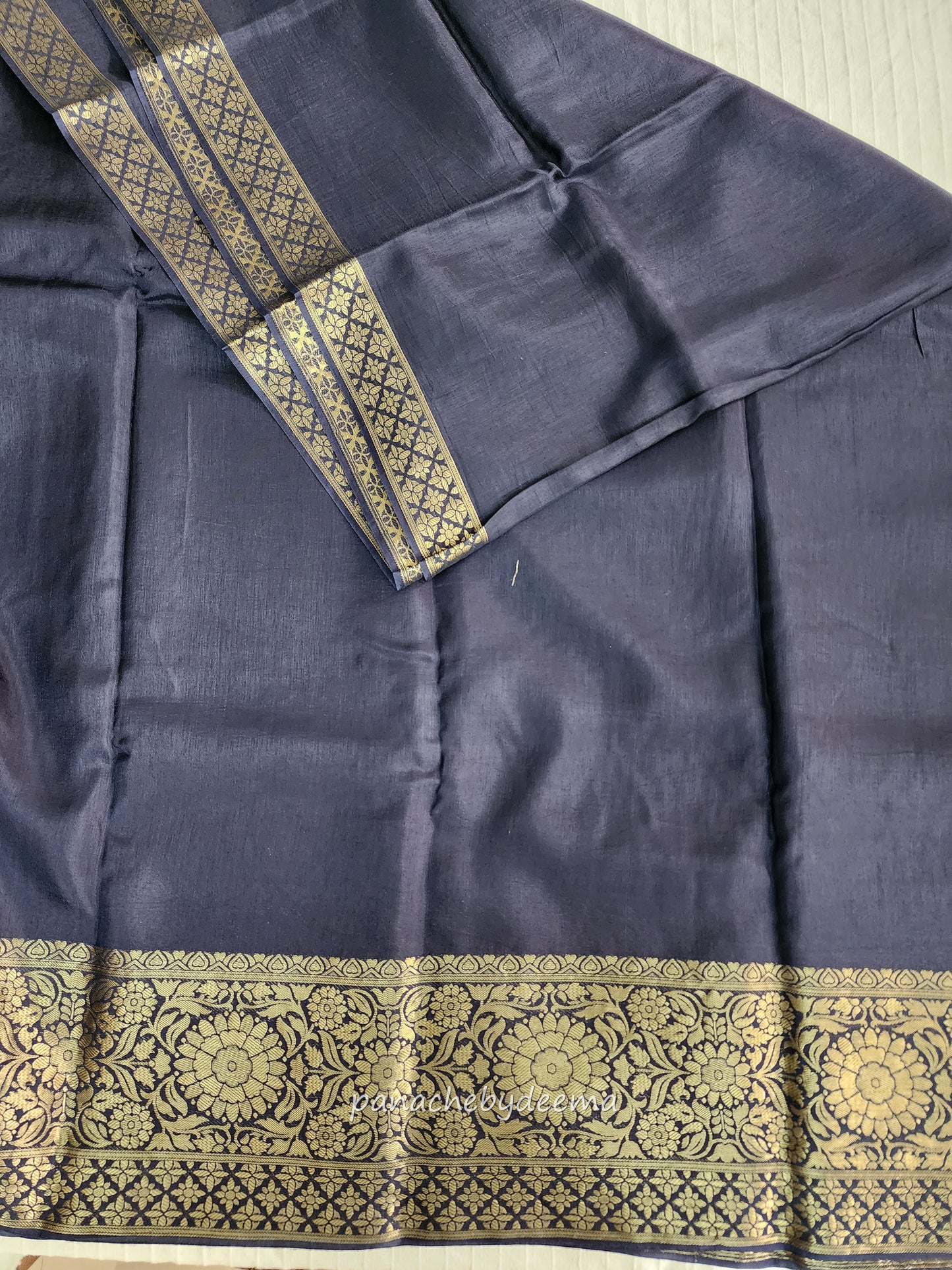 Semi banarasi munga silk designer sareee with plain body and zari weaving borders. Comes with contrast brocade blouse | Navy blue with pink | BS4