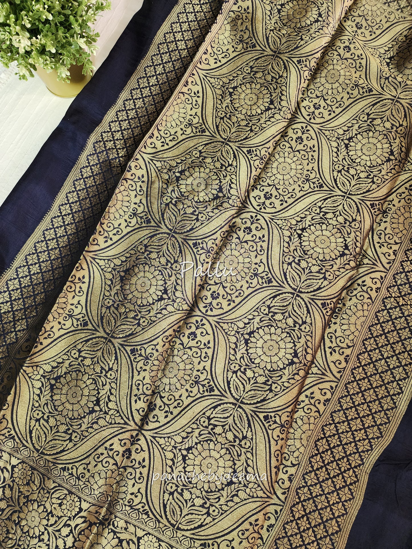 Semi banarasi munga silk designer sareee with plain body and zari weaving borders. Comes with contrast brocade blouse | Navy blue with pink | BS4
