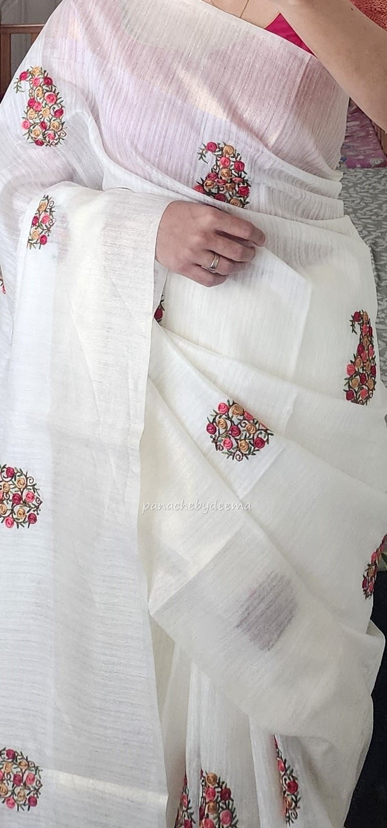 Beautiful semi Jute silk saree with thread embroidery | Offwhite | W1