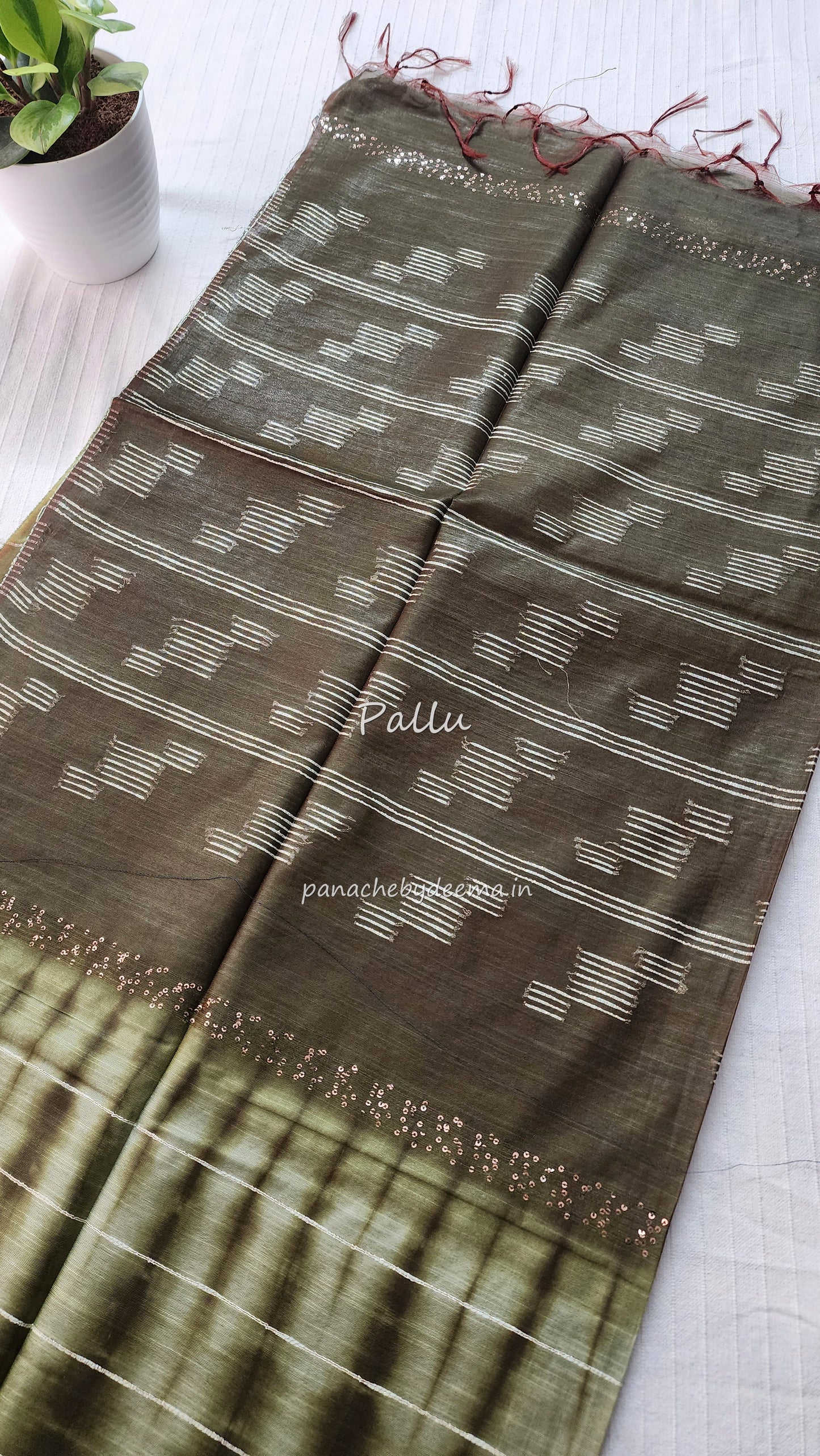 Semi tussar saree with shibori design | Green | D14