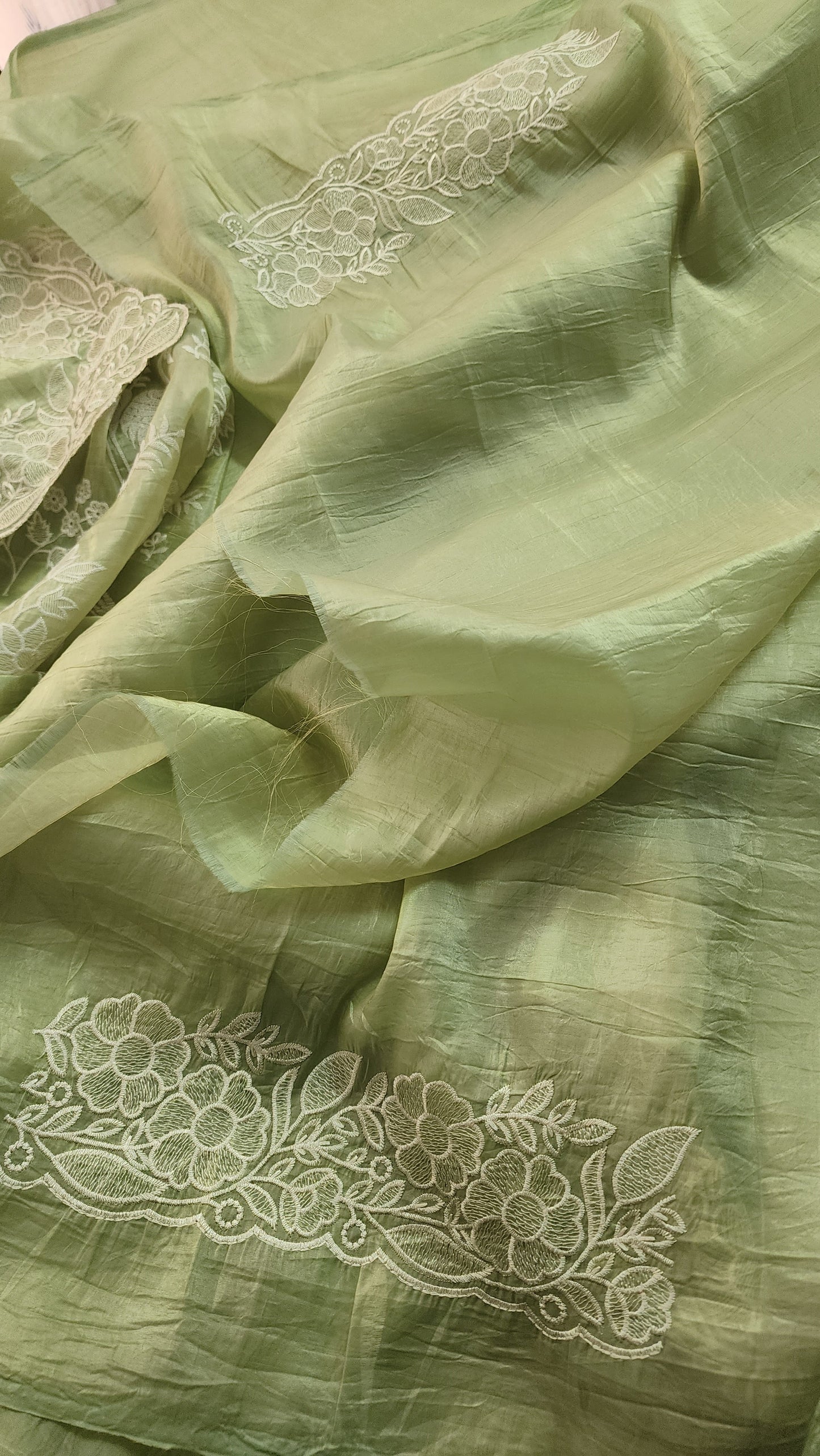 Crushed organza saree with embroidery and scalloped borders | Pastel green| CR1