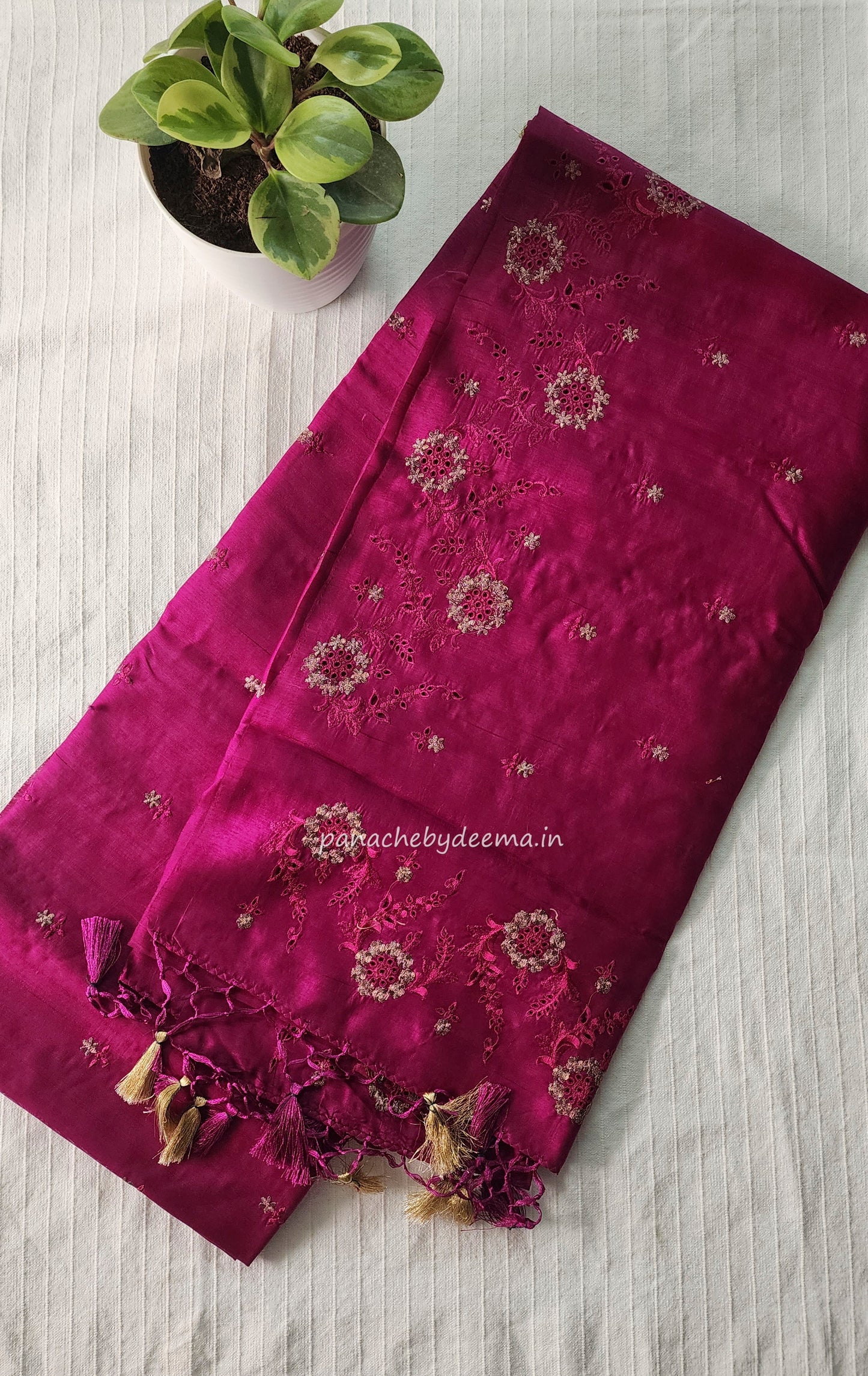 Matka silk designer saree with cut work borders and embroidery | Majenta| M3