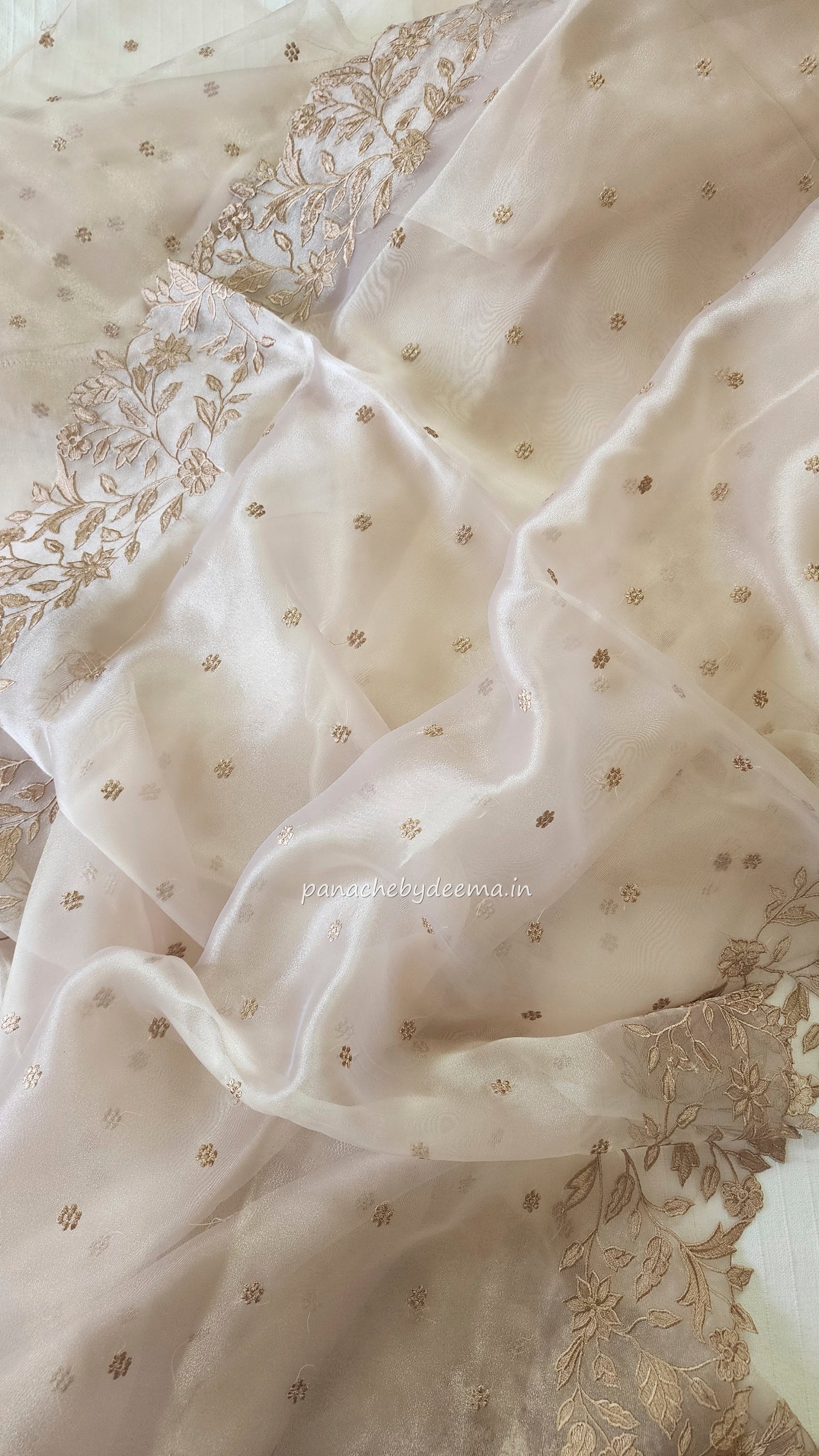 Soft organza saree with embroidery and scalloped borders| Champaigne|GL2