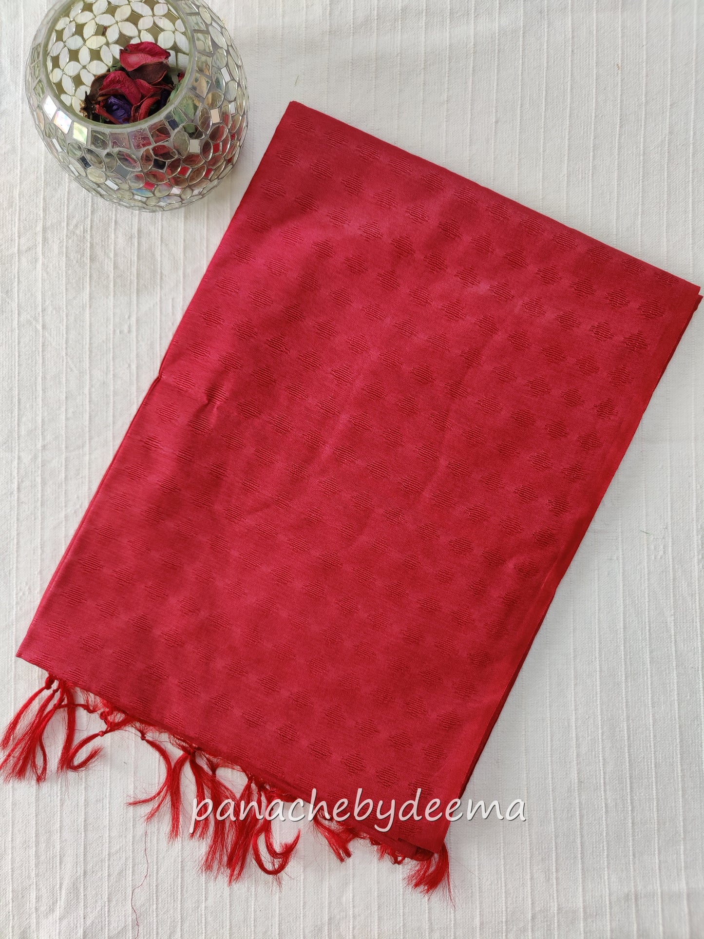 Semi tussar saree with weaving pattern and sequinned pallu | Red | S102