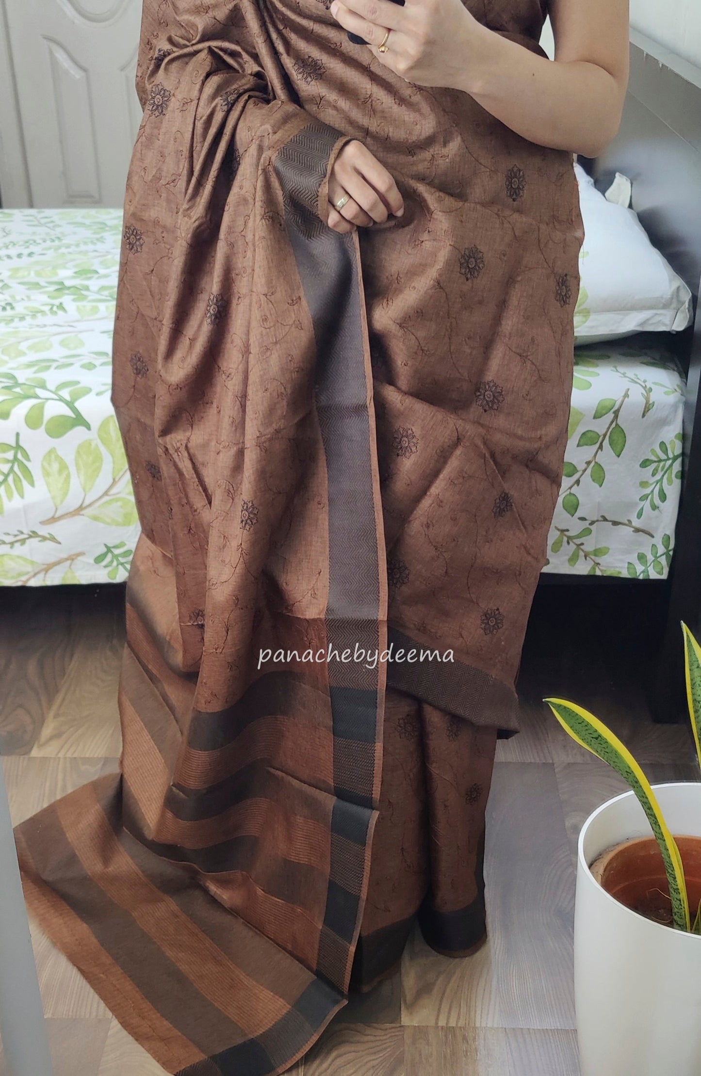 Beautiful semi tussar saree with beautiful thread embroidery | Brown | RF6