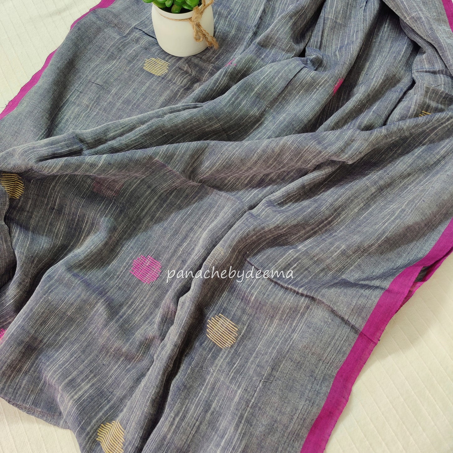 Soft linen saree with contrast border |grey with pink border |LK2