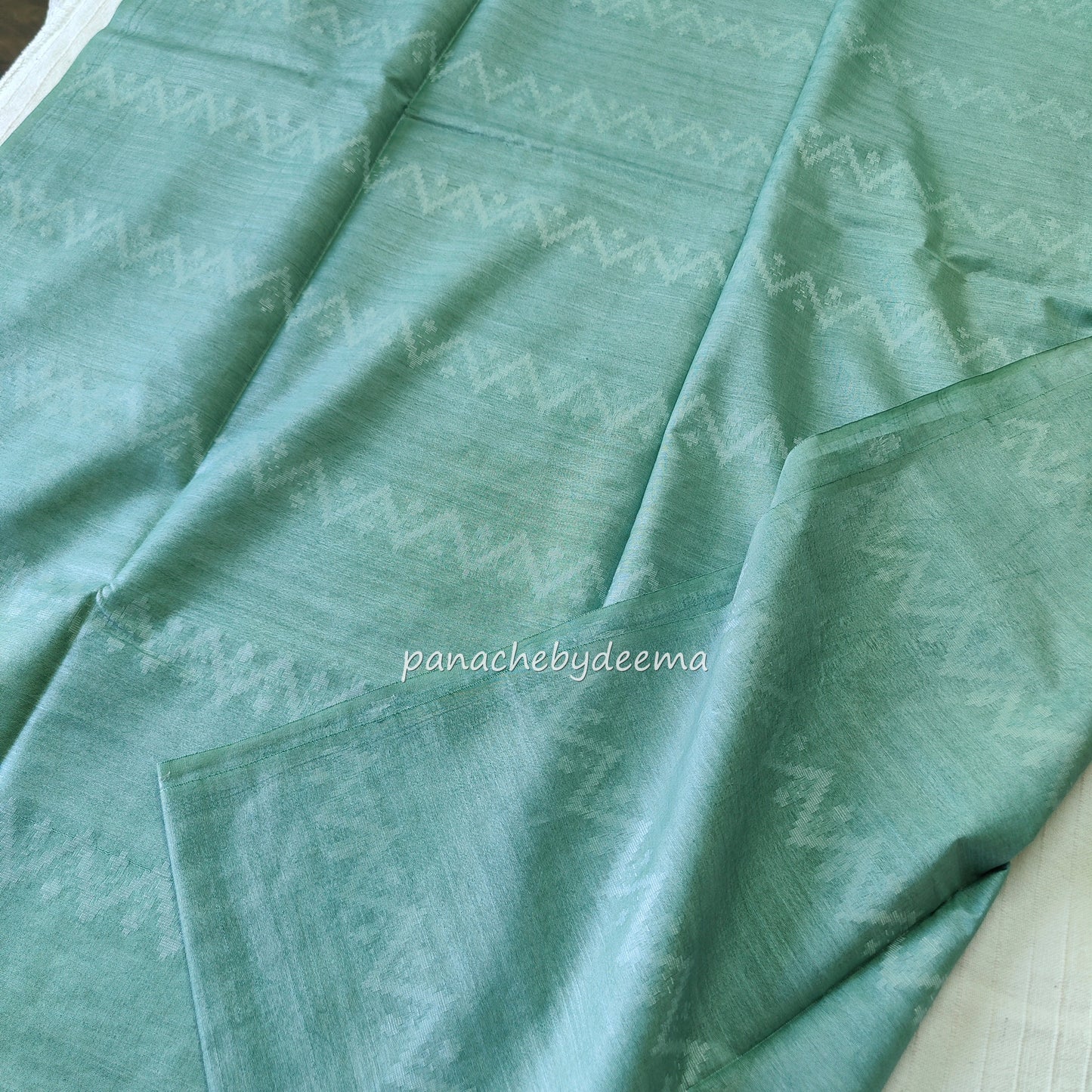 Semi tussar saree with thread weaving| GREEN | D6