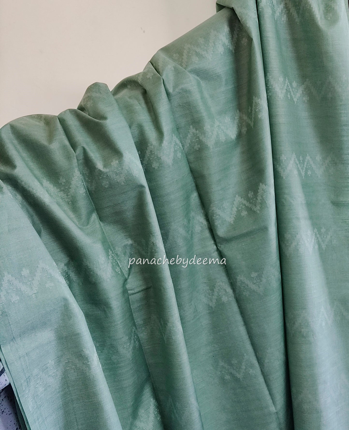 Semi tussar saree with thread weaving| GREEN | D6