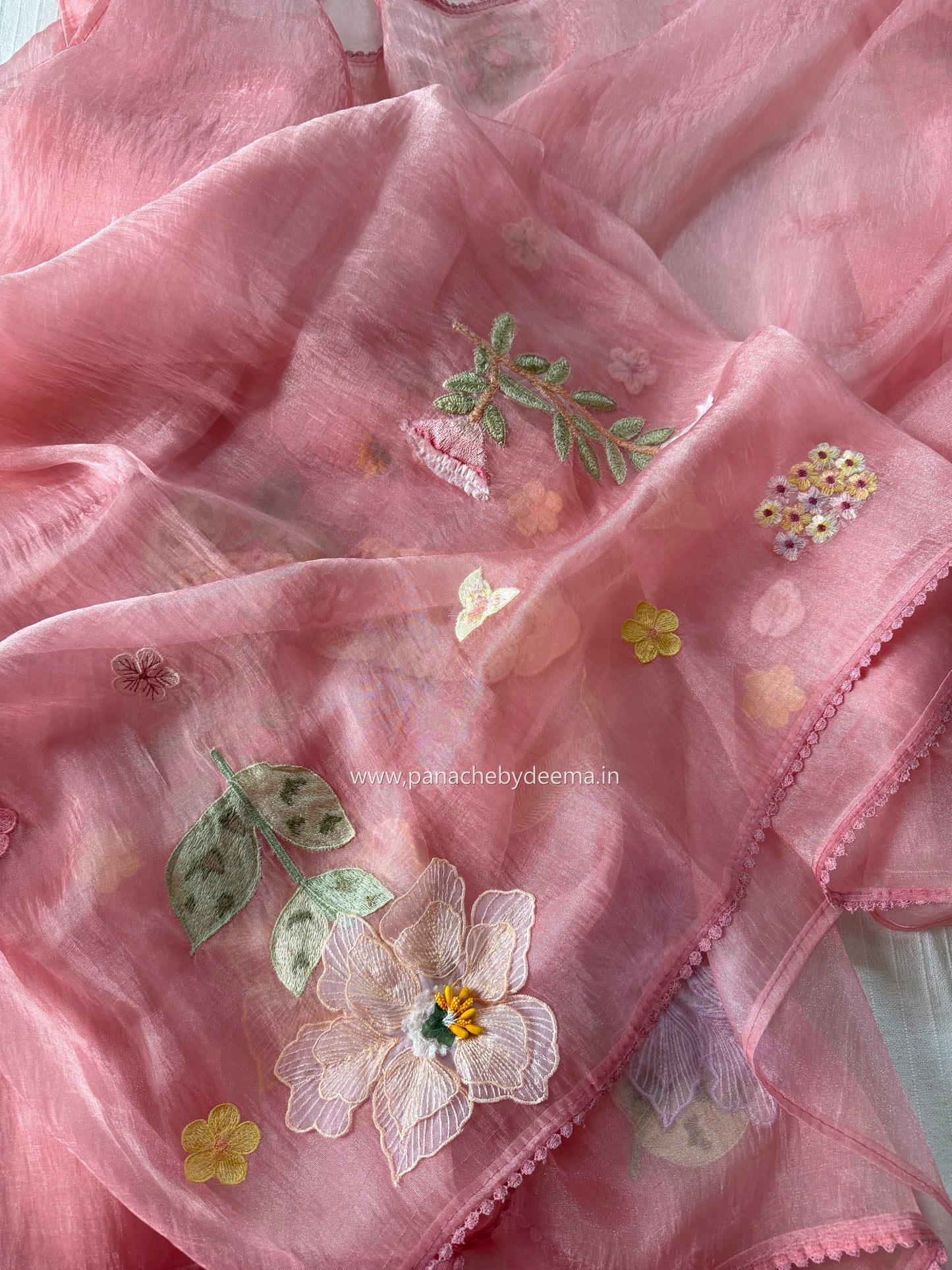 Tissue Organza saree with 3D applique work and lace detailed borders| Peach | BA2