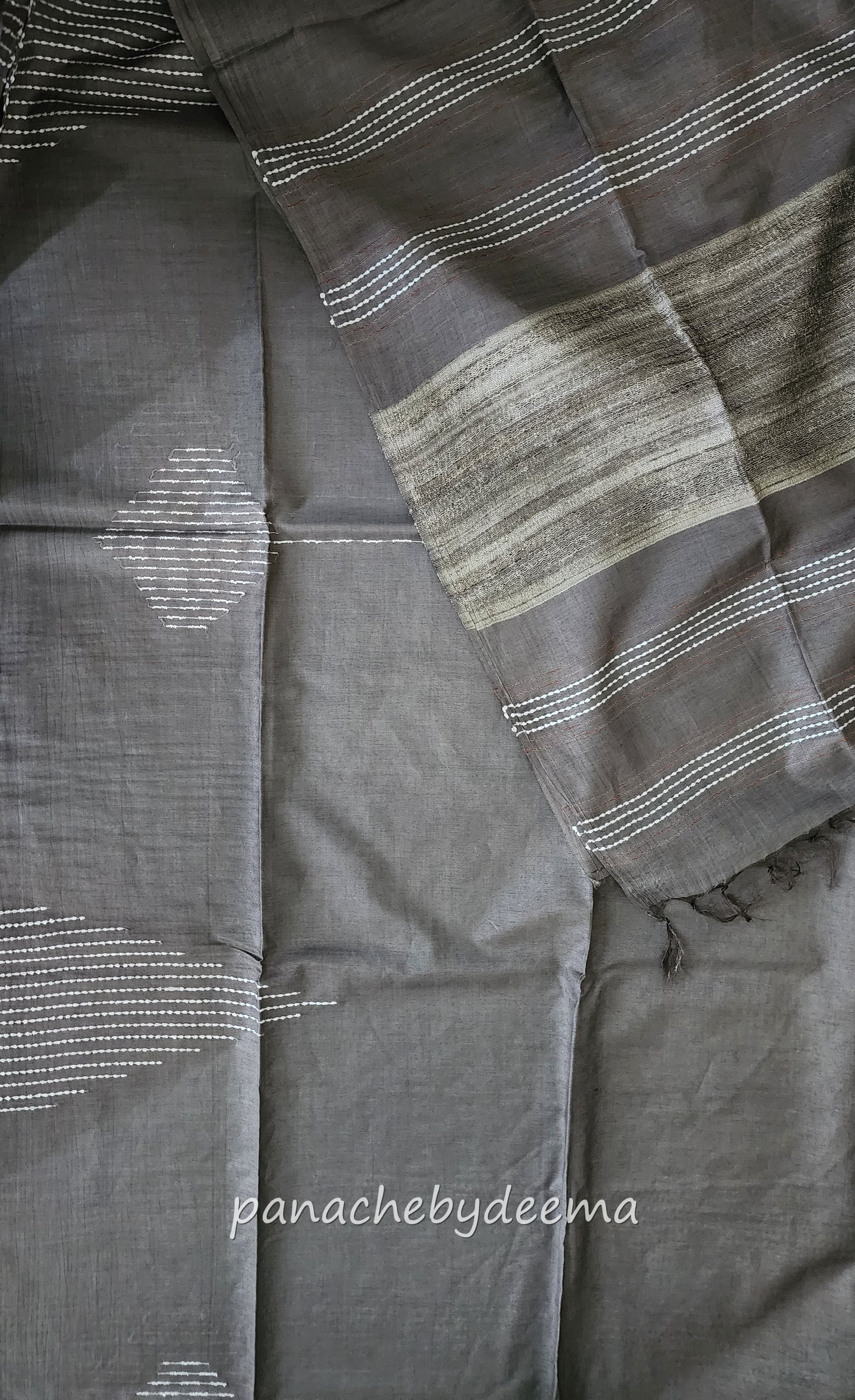 Bamboo butta saree | Brownish grey| BB3