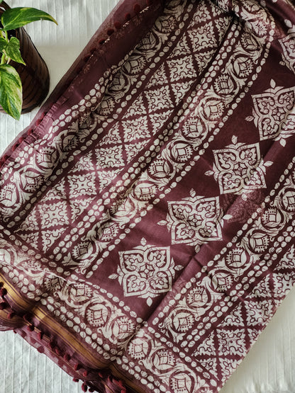 Cotton blend saree with batik print design and pom pom borders | Brown | PA109