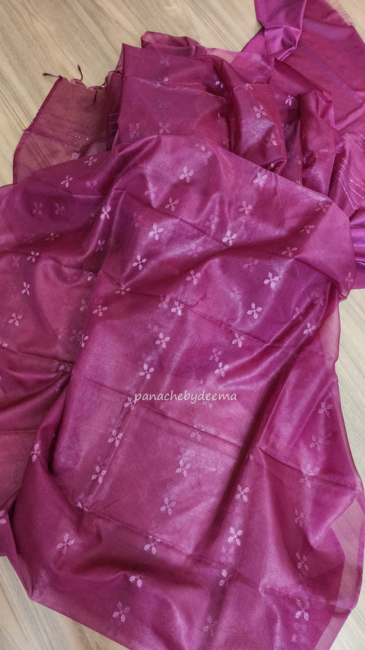 Beautiful semi organza saree with rose gold zari weaving all over body and sequined pallu | Dark pink | OR102