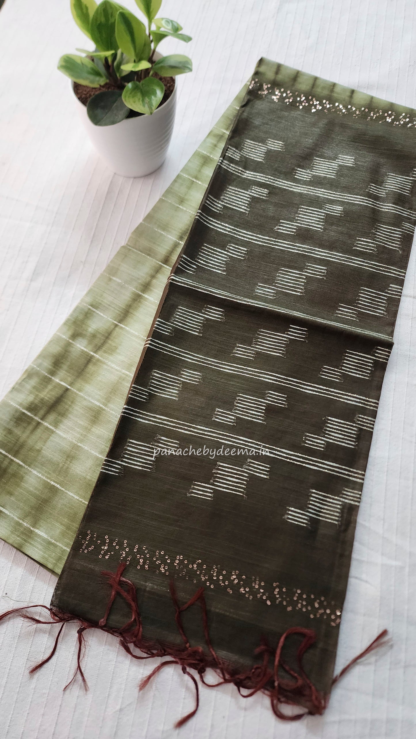 Semi tussar saree with shibori design | Green | D14