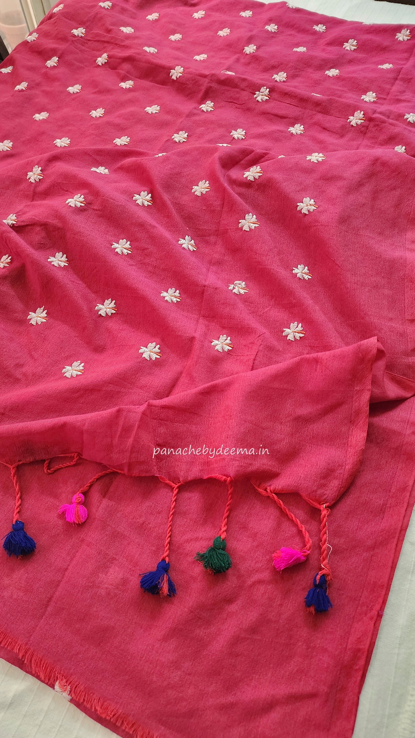 Mul cotton saree with flower embroidery | Reddish pink | K3