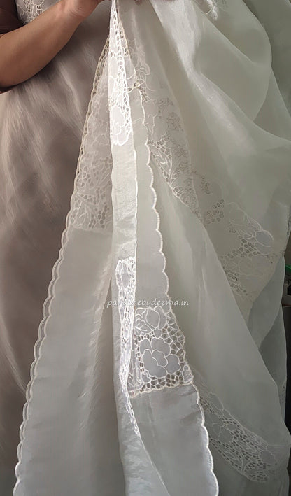 Tissue orgnaza saree with scallopped and cutwork borders | HC100 |Milky white/Offwhite