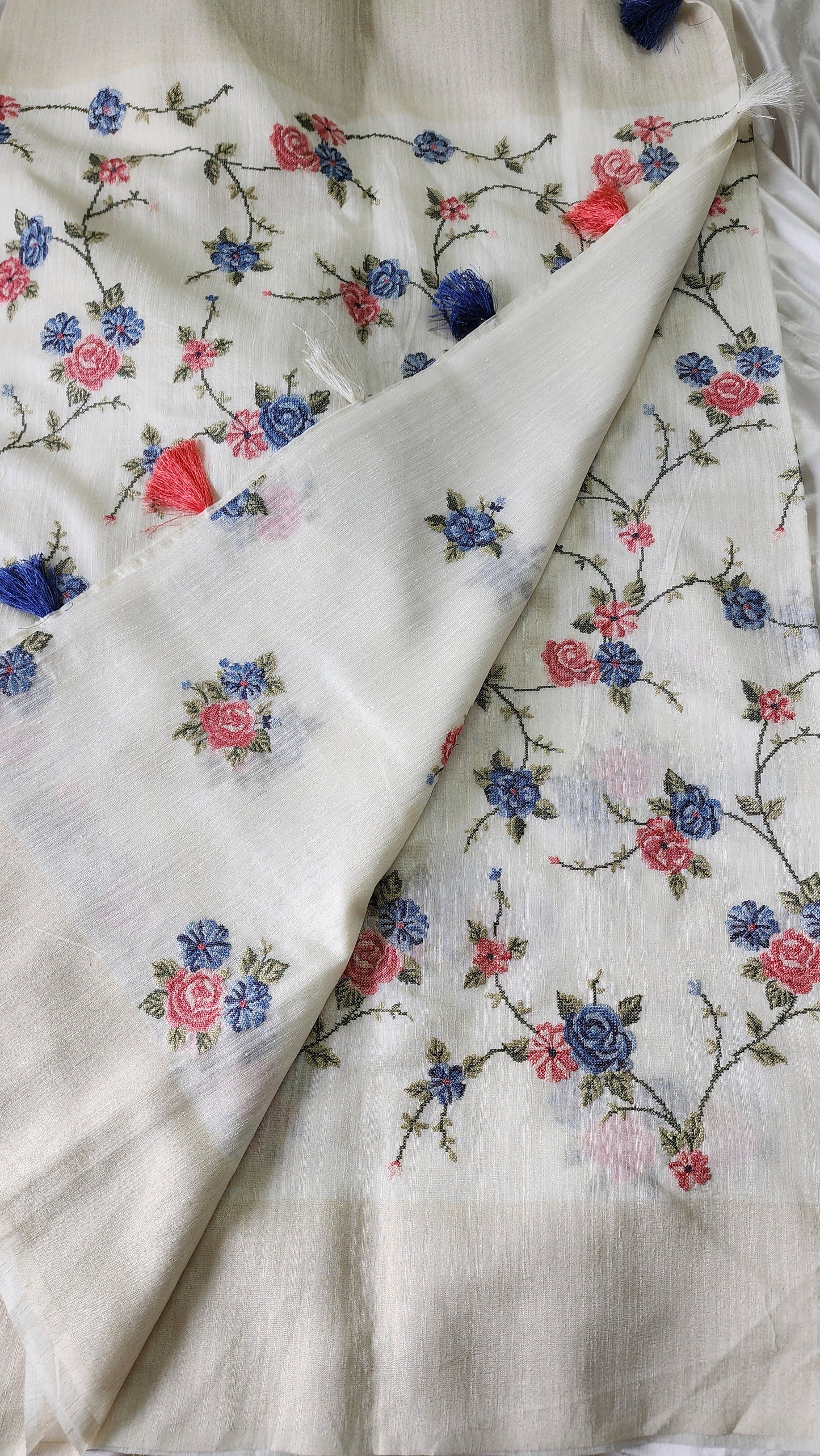 Semi Jute silk saree with cross- stitch embroidery |Off-white| TU1