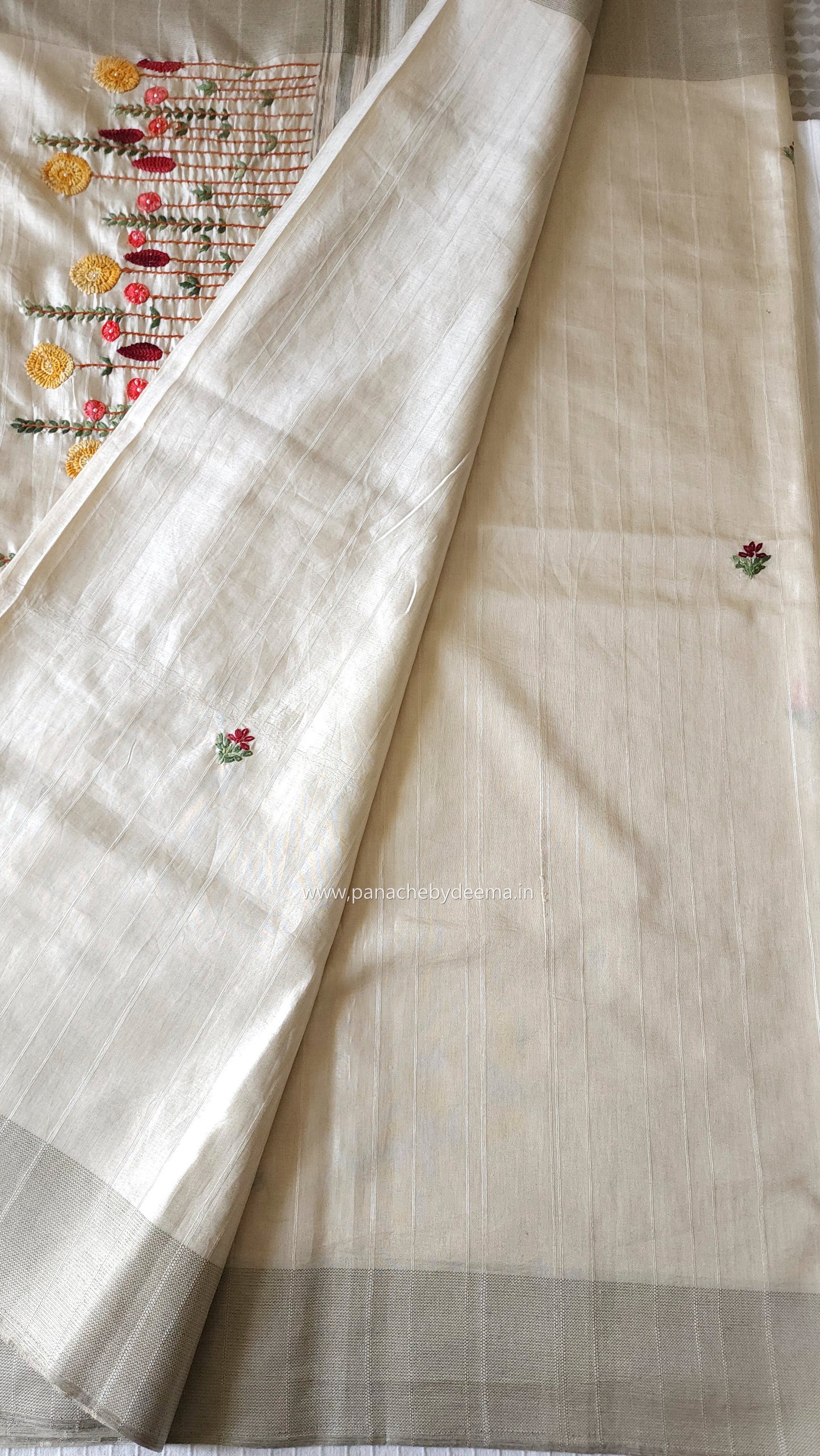 Semi tussar with hand embroidery | Off- white | HE1