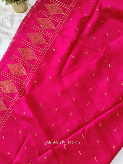 Look festive ready in this premium semi raw silk designer saree with beautiful copper zari embroidery |Rani Pink | P18