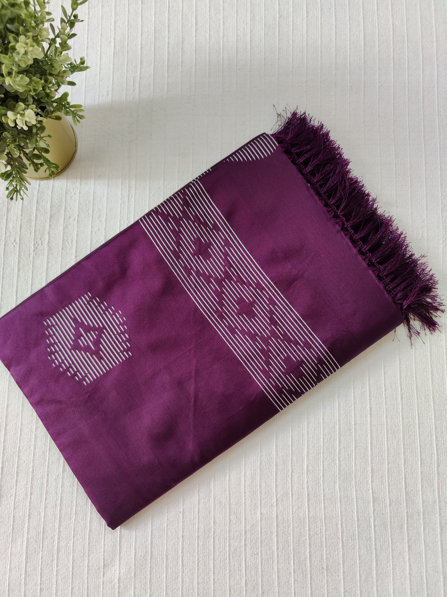 Budget friendly saree with thread embroidery | Purple| D1