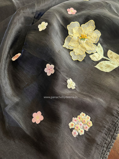 Tissue Organza saree with 3D applique work and lace detailed borders|Black | BA1