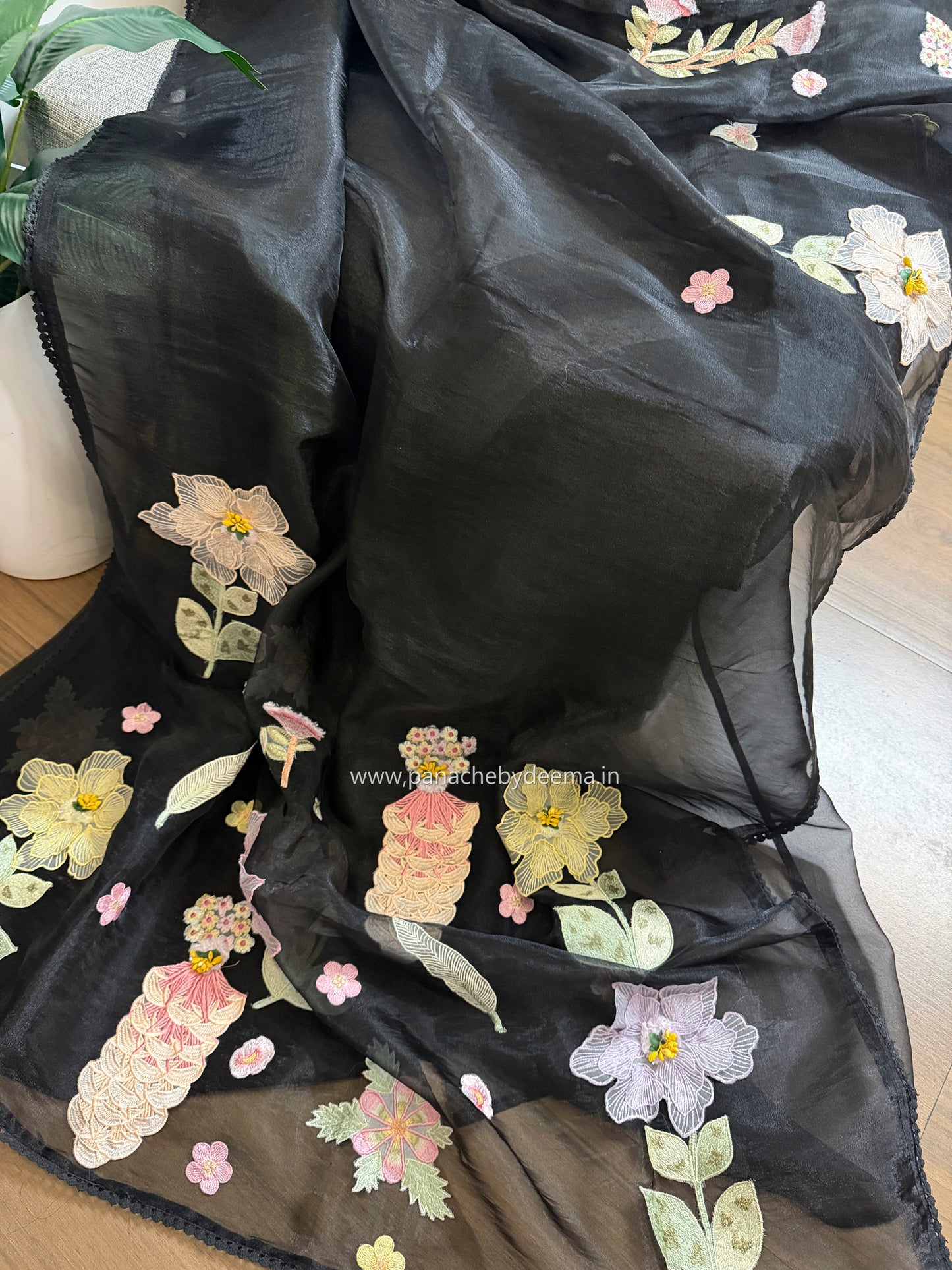 Tissue Organza saree with 3D applique work and lace detailed borders|Black | BA1